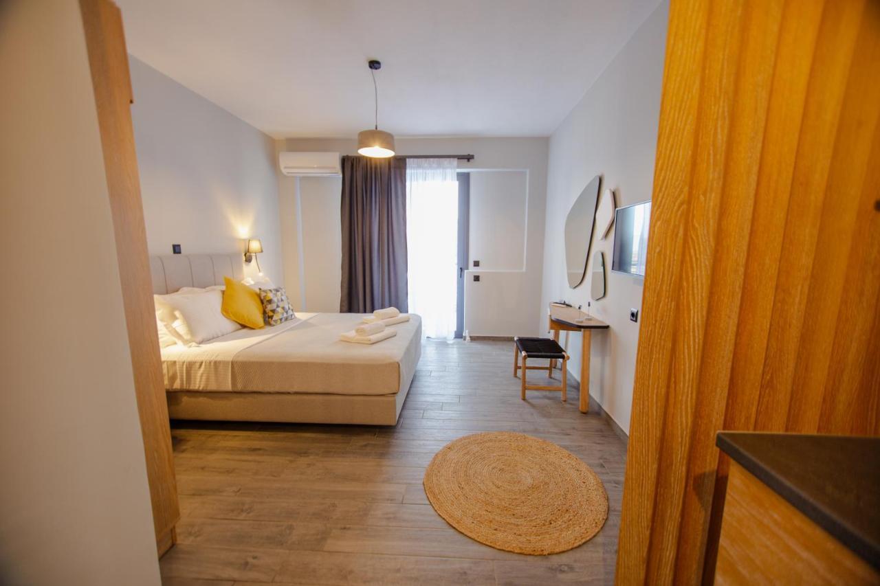 Thea Comfy Living Aparthotel Nea Vrasna Exterior photo