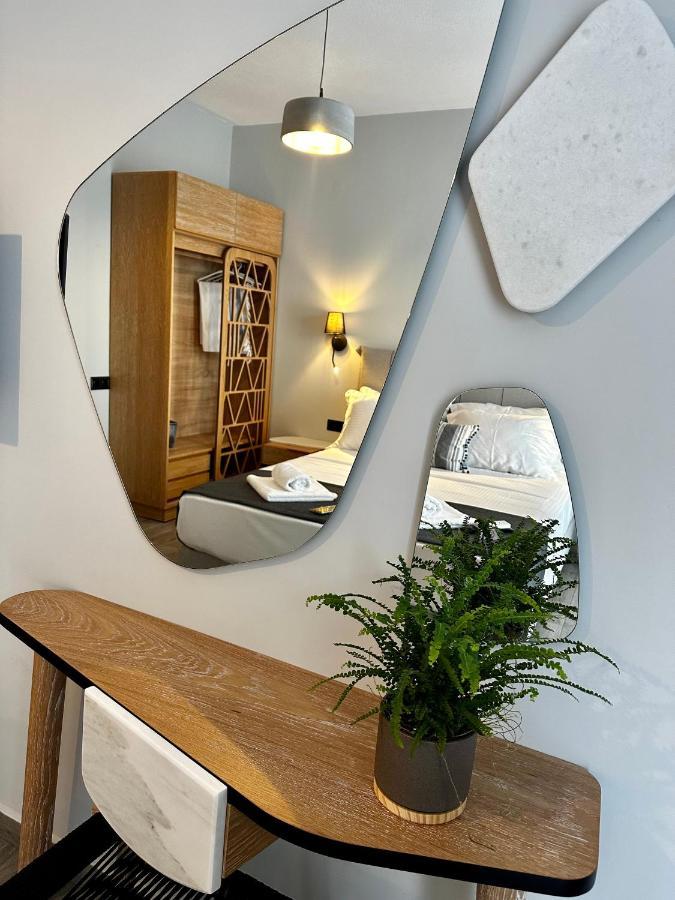 Thea Comfy Living Aparthotel Nea Vrasna Exterior photo