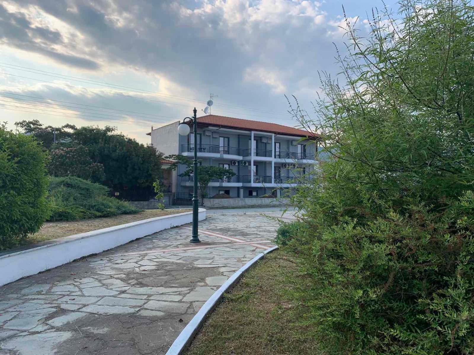 Thea Comfy Living Aparthotel Nea Vrasna Exterior photo